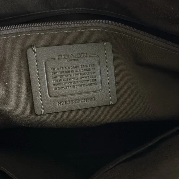 Coach Tote/ Matching Wallet - Picture 7 of 8